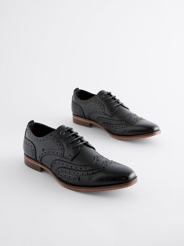 GO8458 Black Texture Detail Double Wing Brogue Shoes - Image 2