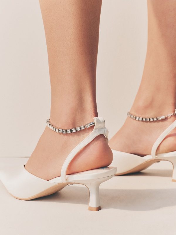 GO8444 Wedding Point Toe Jewel Ankle Kitten Bridal Heels - Image 5