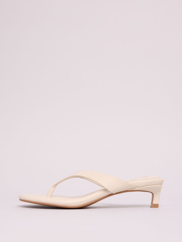 GO8445 Comfort Kitten Heel Mule Sandals - Image 5