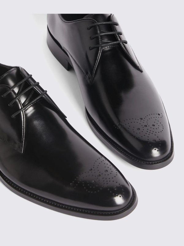 GO8452 Black Romsey Brogues - Image 4