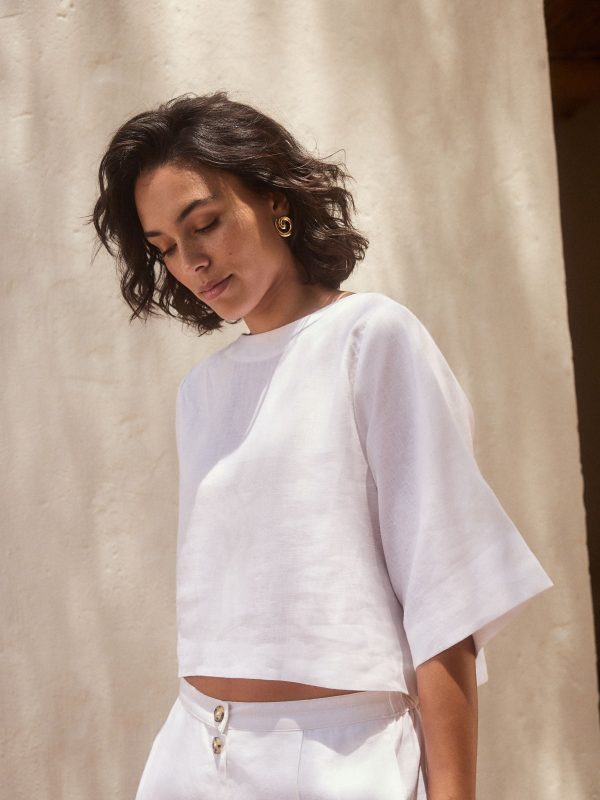 GO8437 White Premium 100% Linen Boxy Short Sleeve Blouse