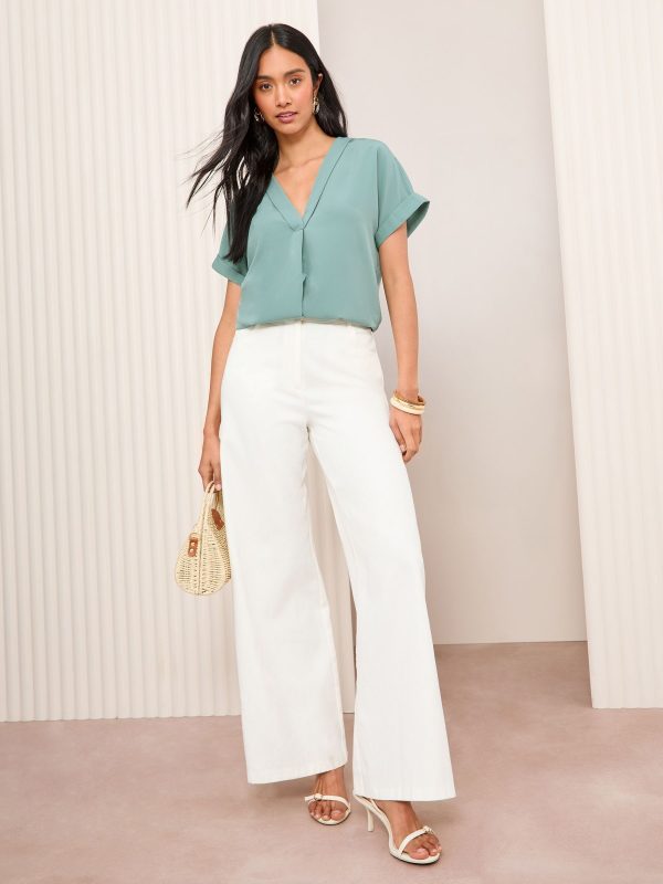 GO8424 Blue Short Sleeve Notch Neck Blouse - Image 4