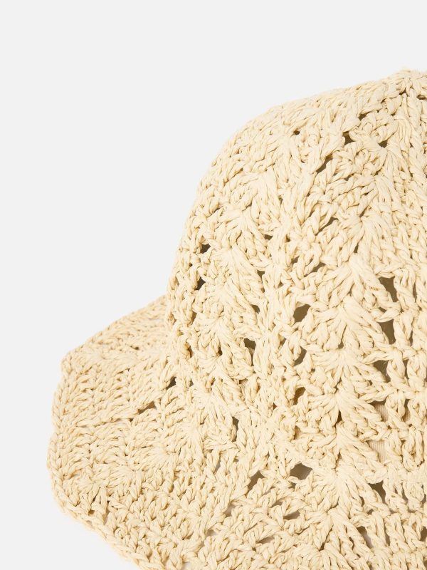 GO8465 Cream Crochet Scalloped Edge  Bucket Hat - Image 3